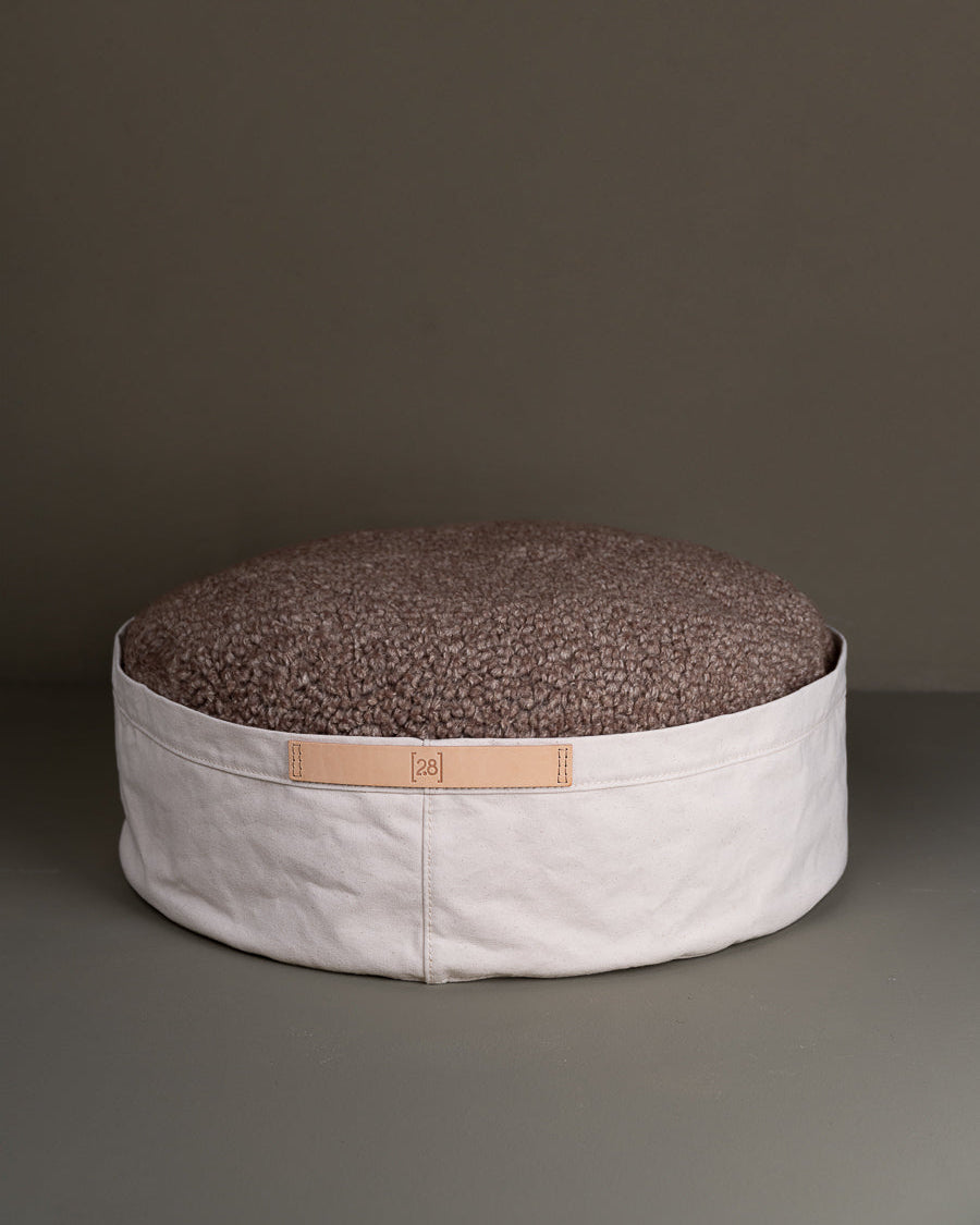 Irving-Cuscion-Canvas-and-Boucle-Wool-6.jpg