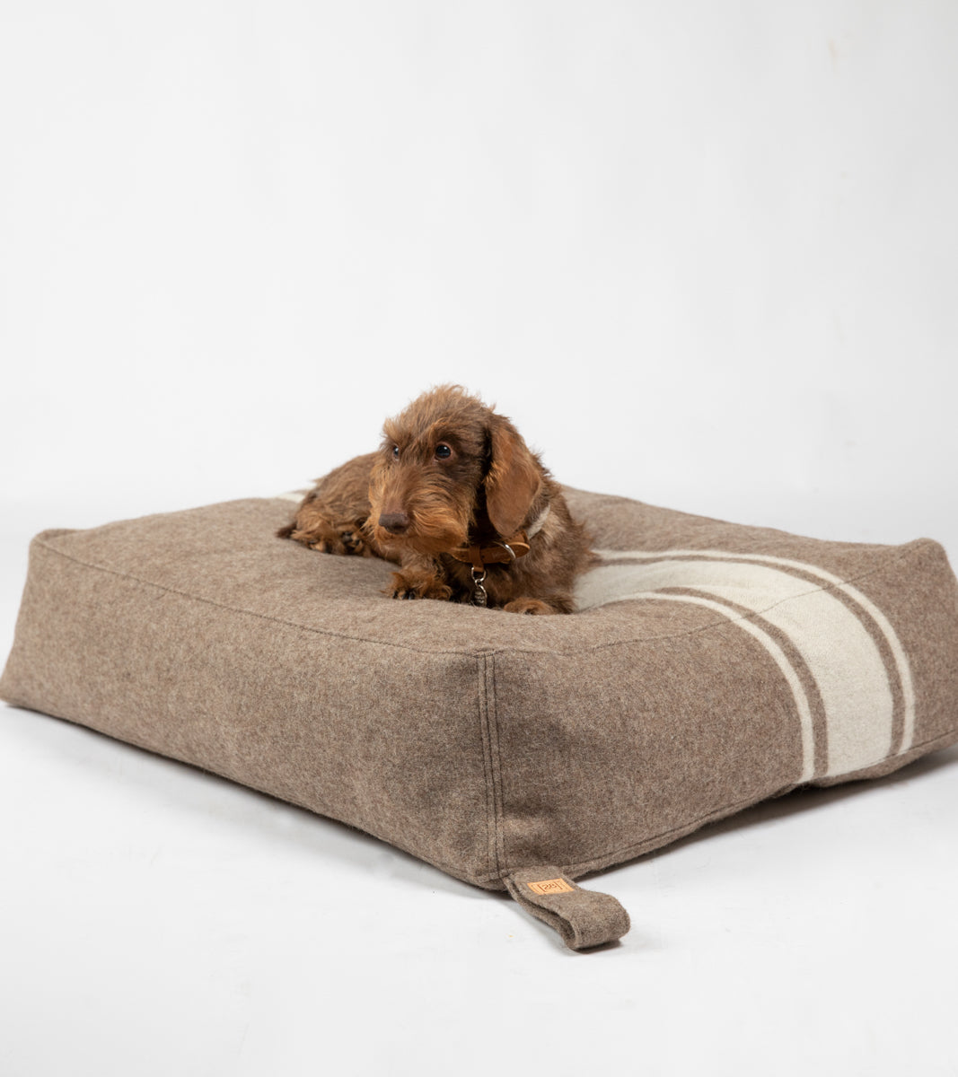 Hundekissen aus recycelter Wolle — Yousuf | Nachhaltiges Hundekissen |  Waschbarer Bezug | Handmade in Italy