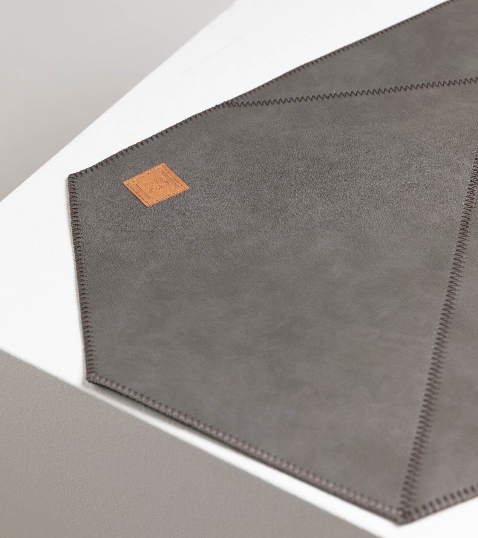 David – Hundenapfmatte aus Kunstleder