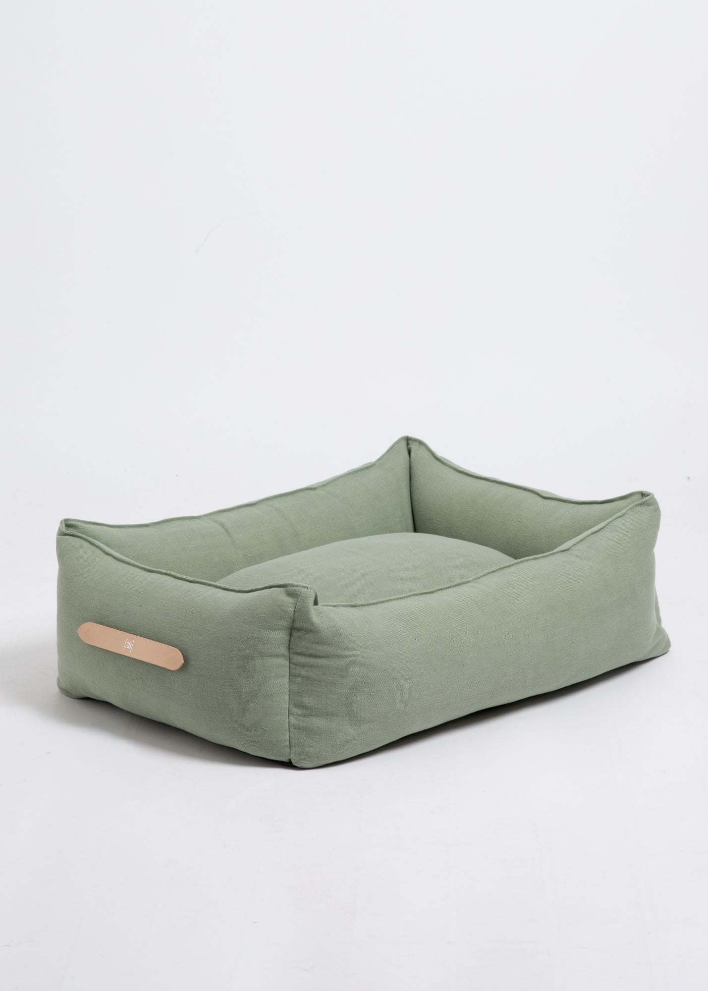 Edward - Pure Linen Dog Bed