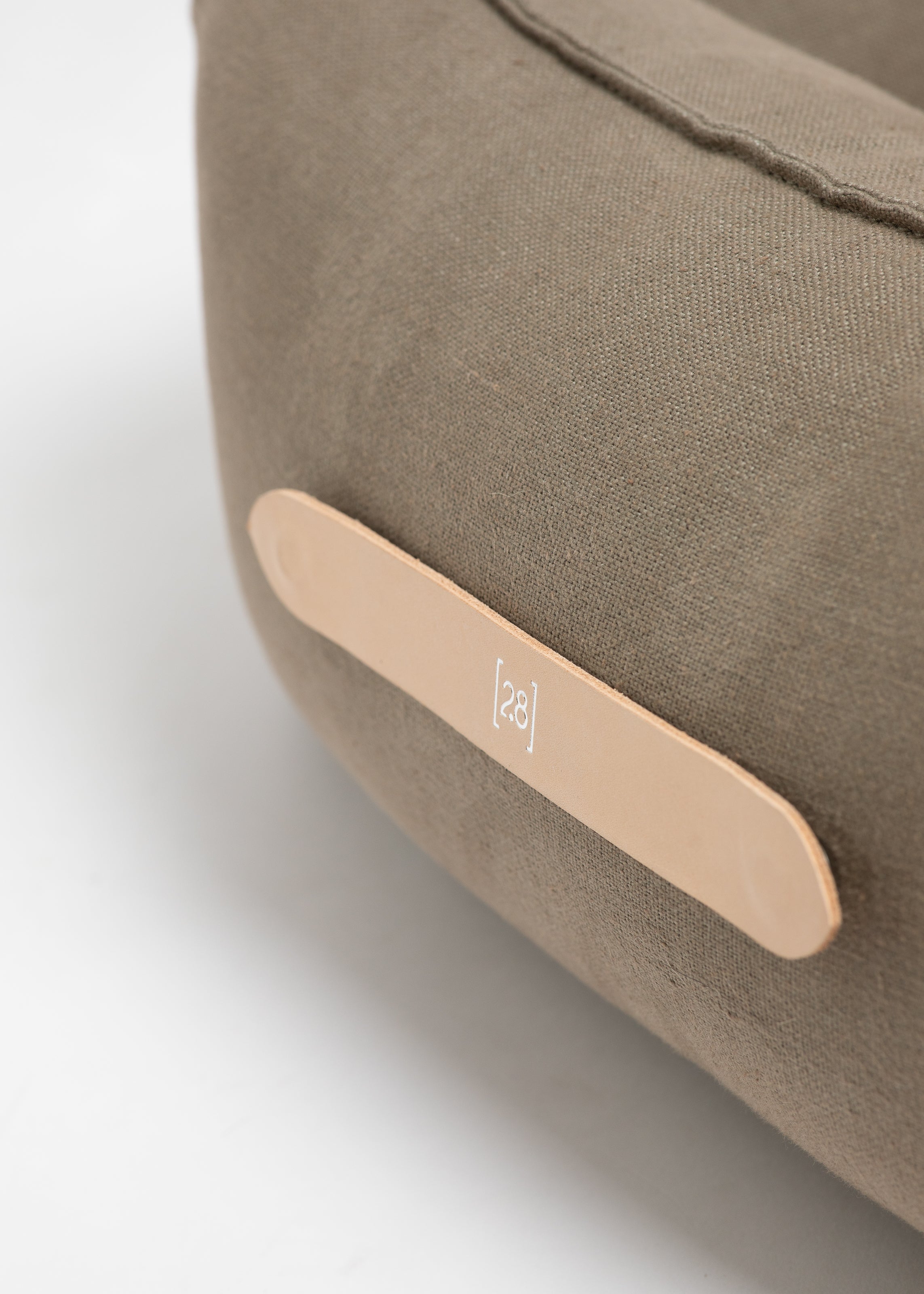 Edward - Pure Linen Dog Bed