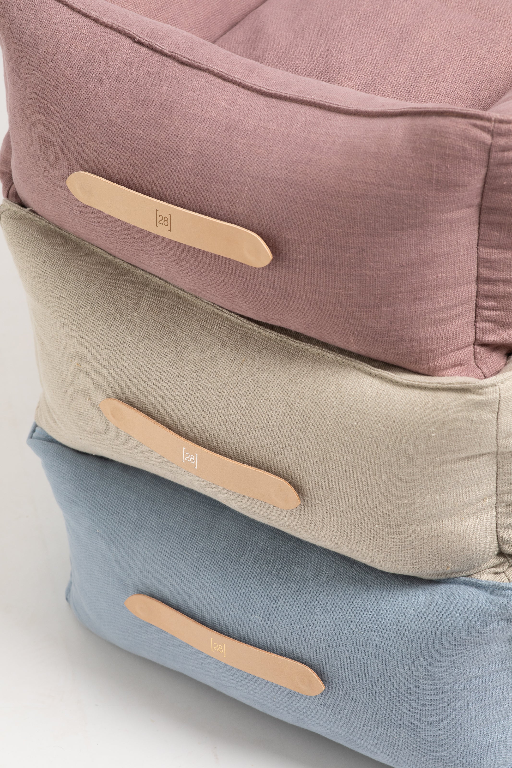 Edward - Pure Linen Dog Bed