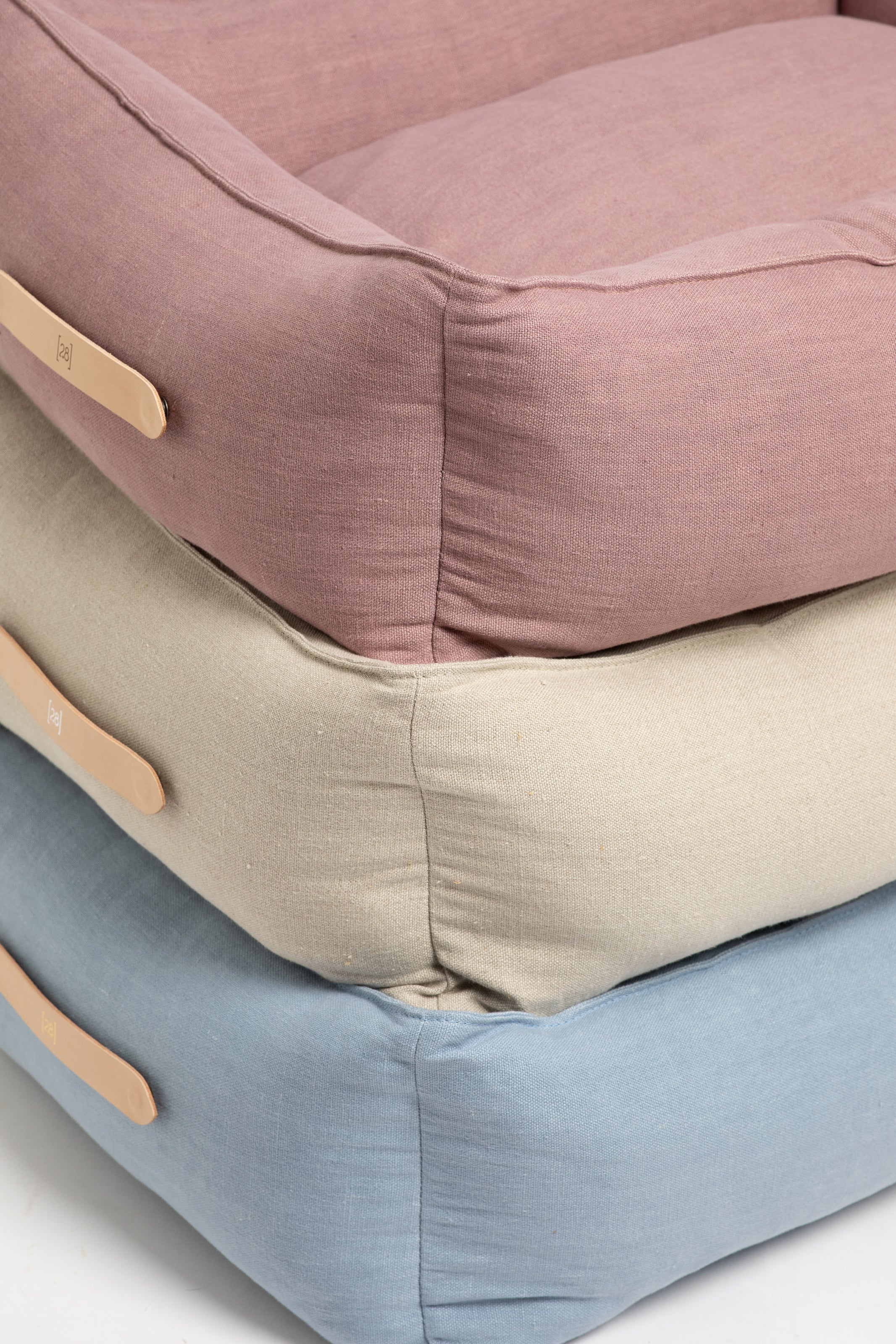 Edward - Pure Linen Dog Bed