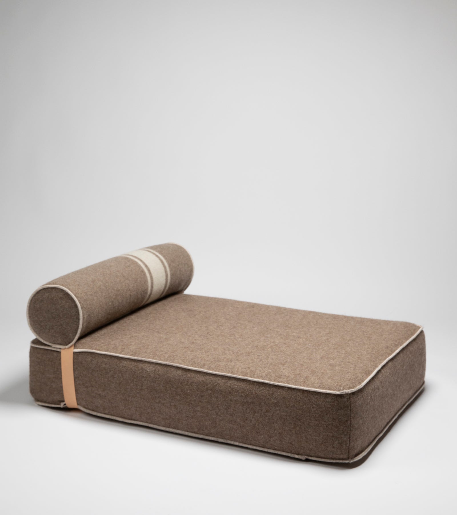 Giampaolo – Day Bed for Dogs in Recycled Wool