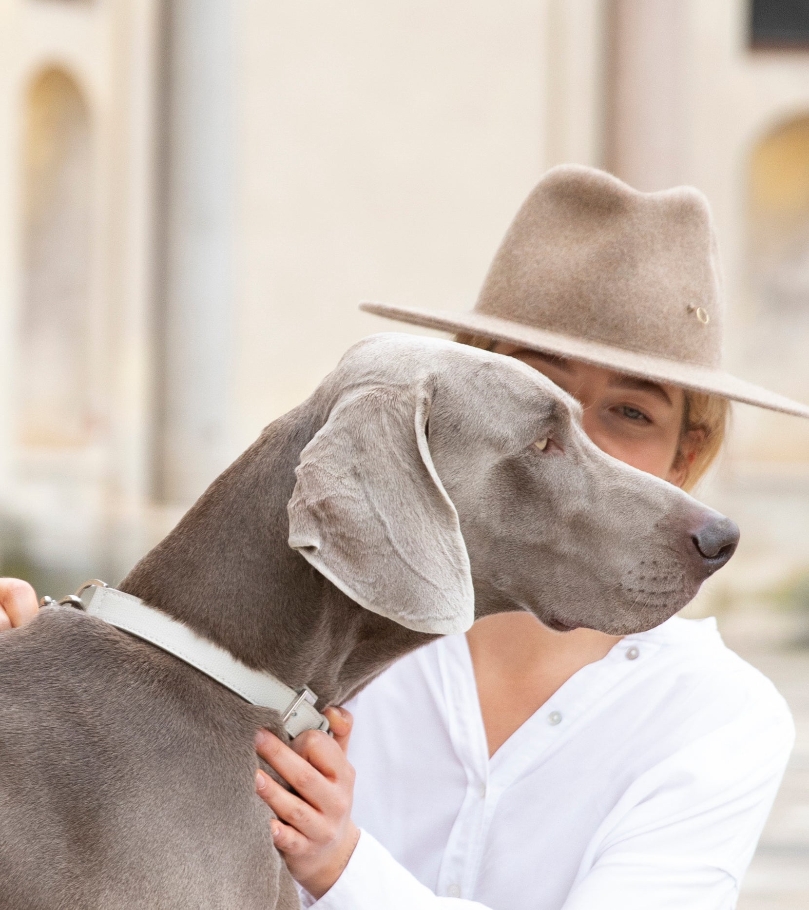 René - Printed Leather Collar