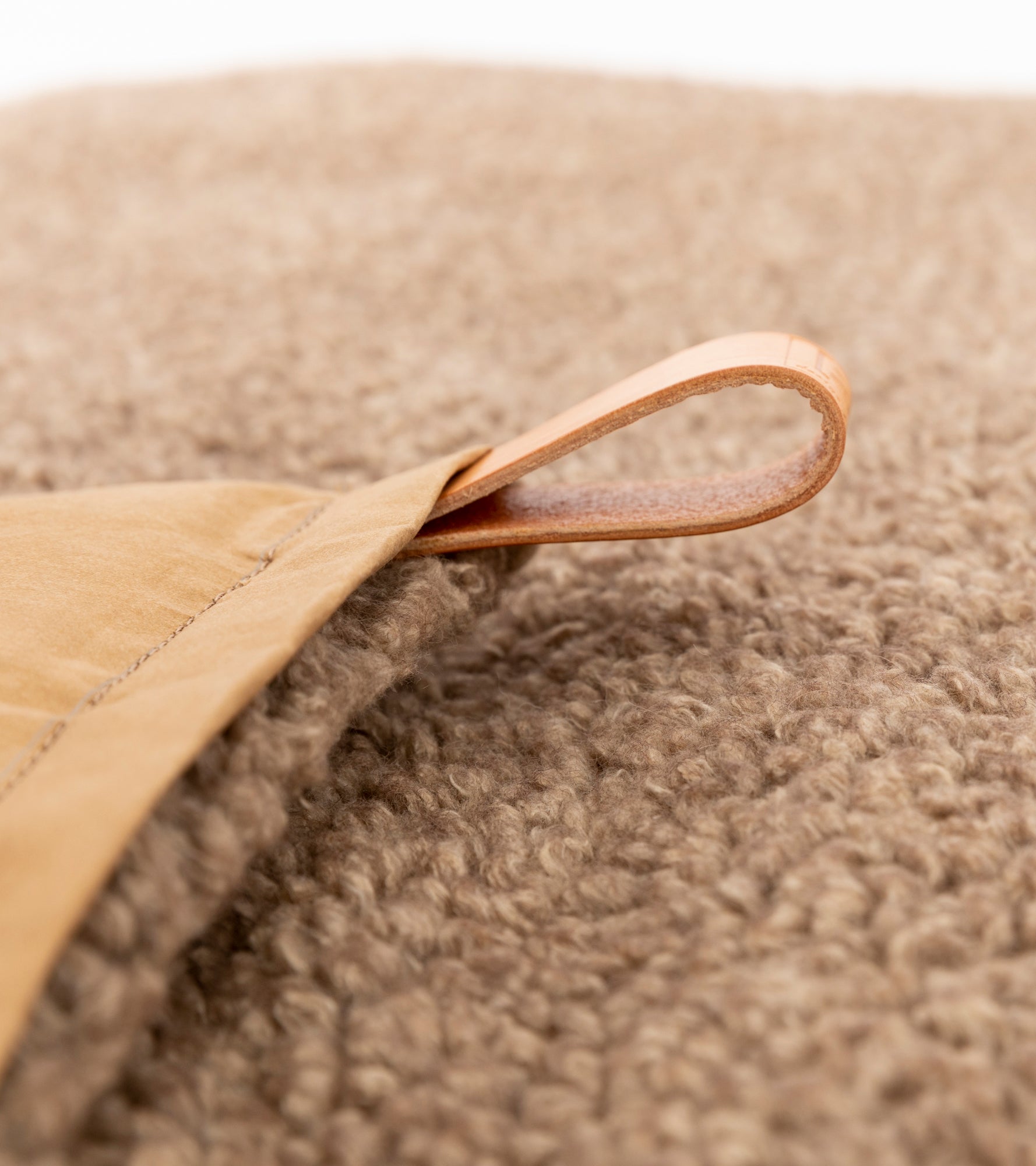 Richard - Cuscino sottile per cani in lana