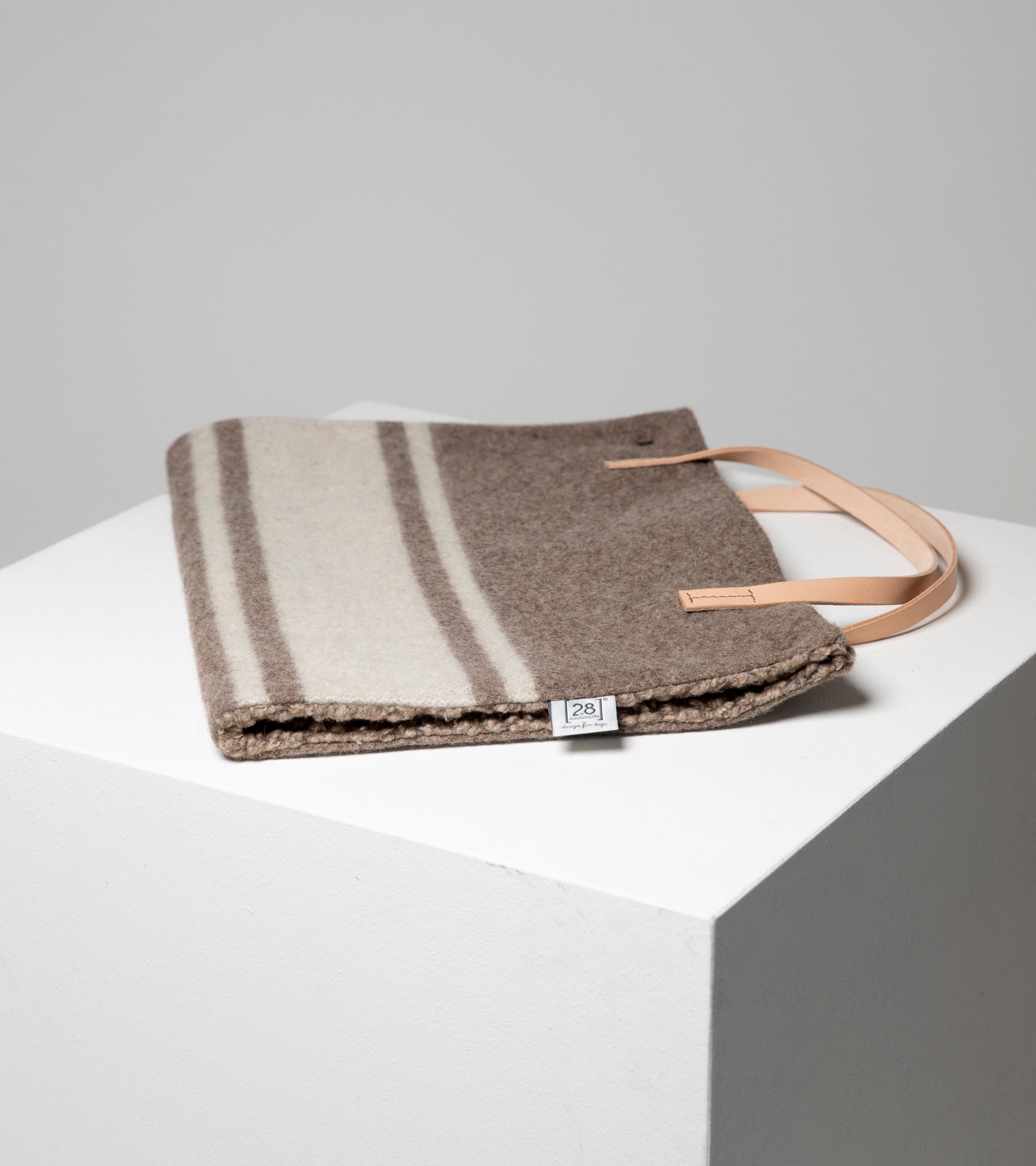 Steve Dog Travel Mat Recycled Wool