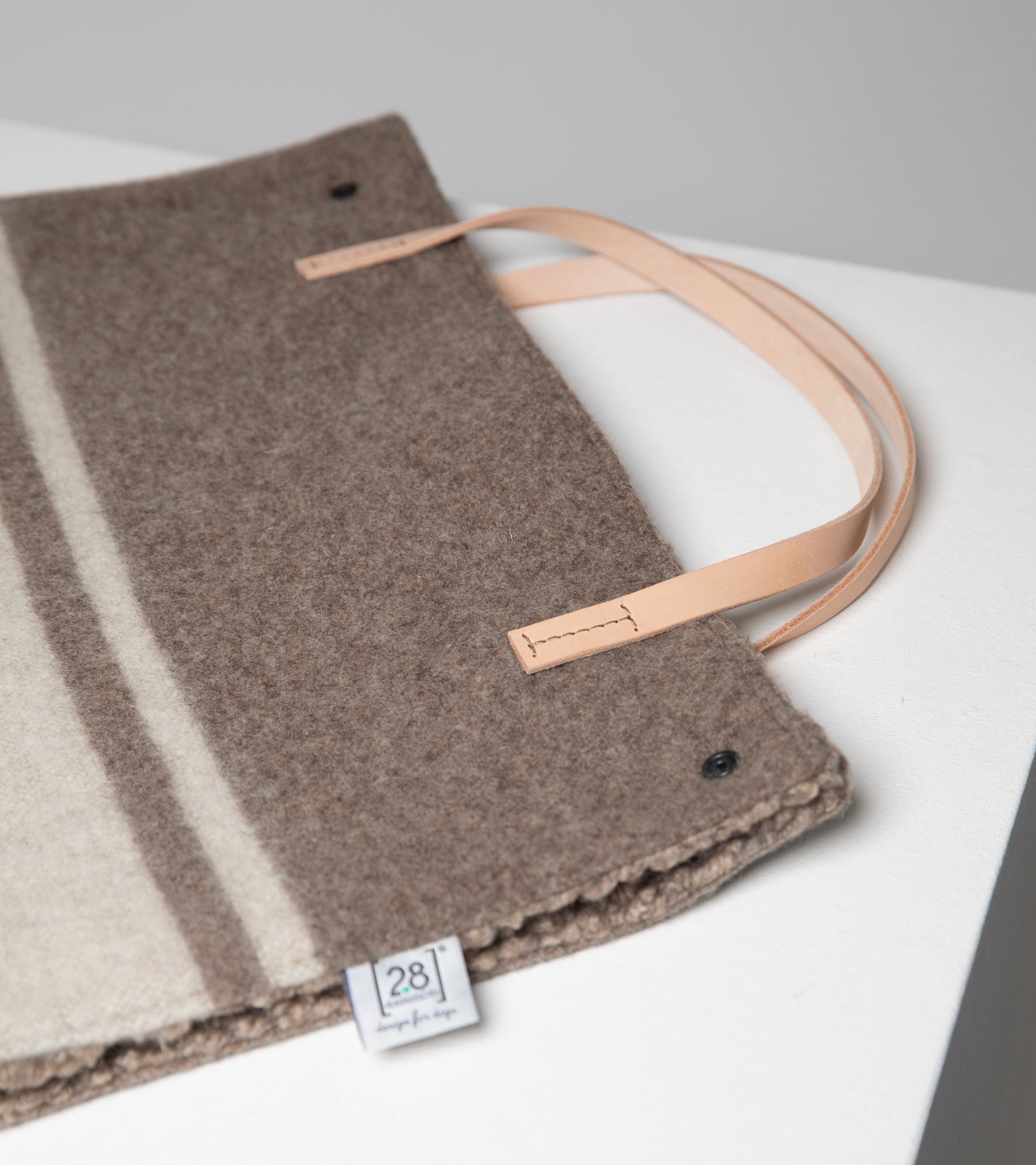 Steve Dog Travel Mat Recycled Wool