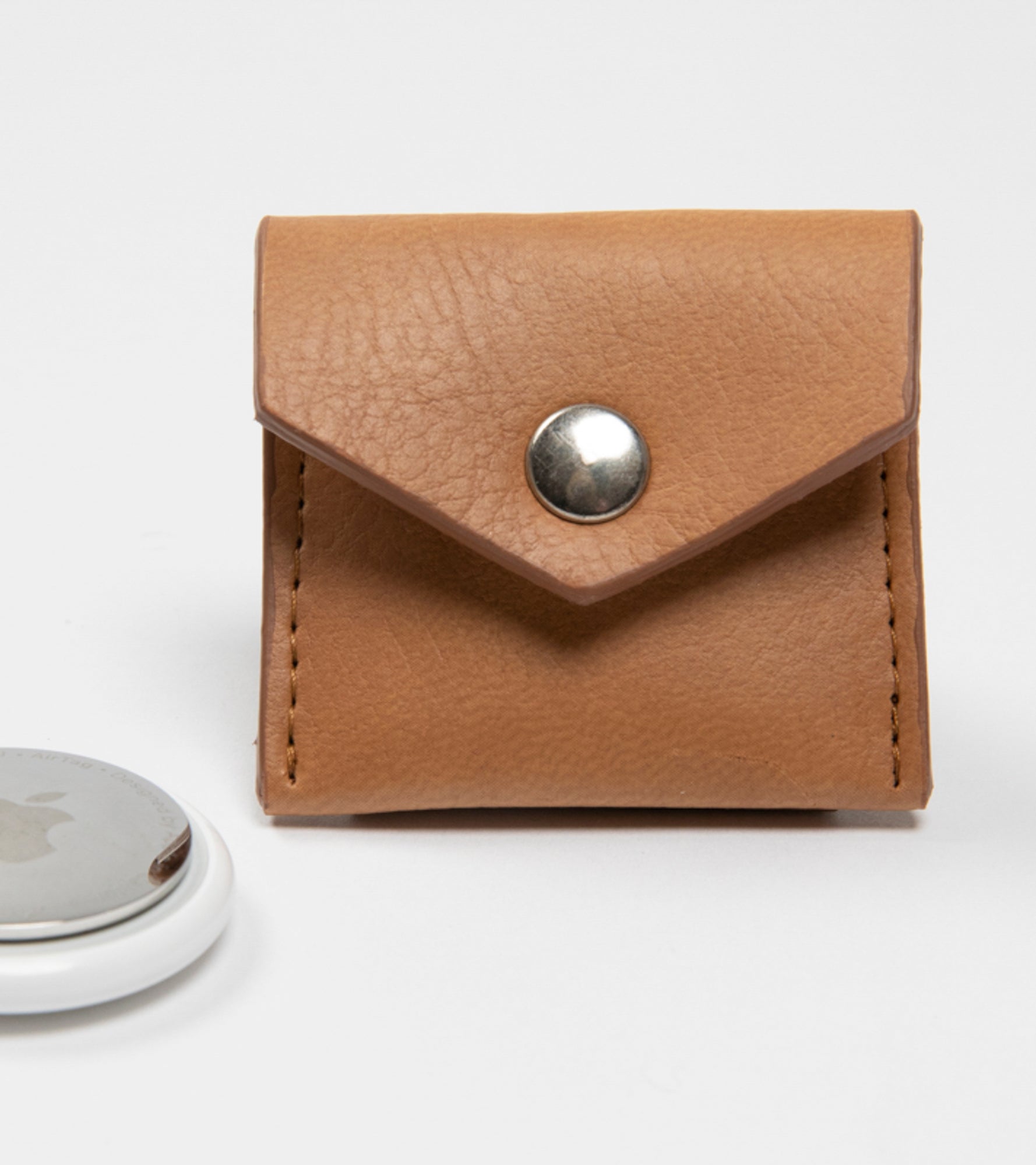 Ugo Airtag Holder Dog Collar Faux Leather