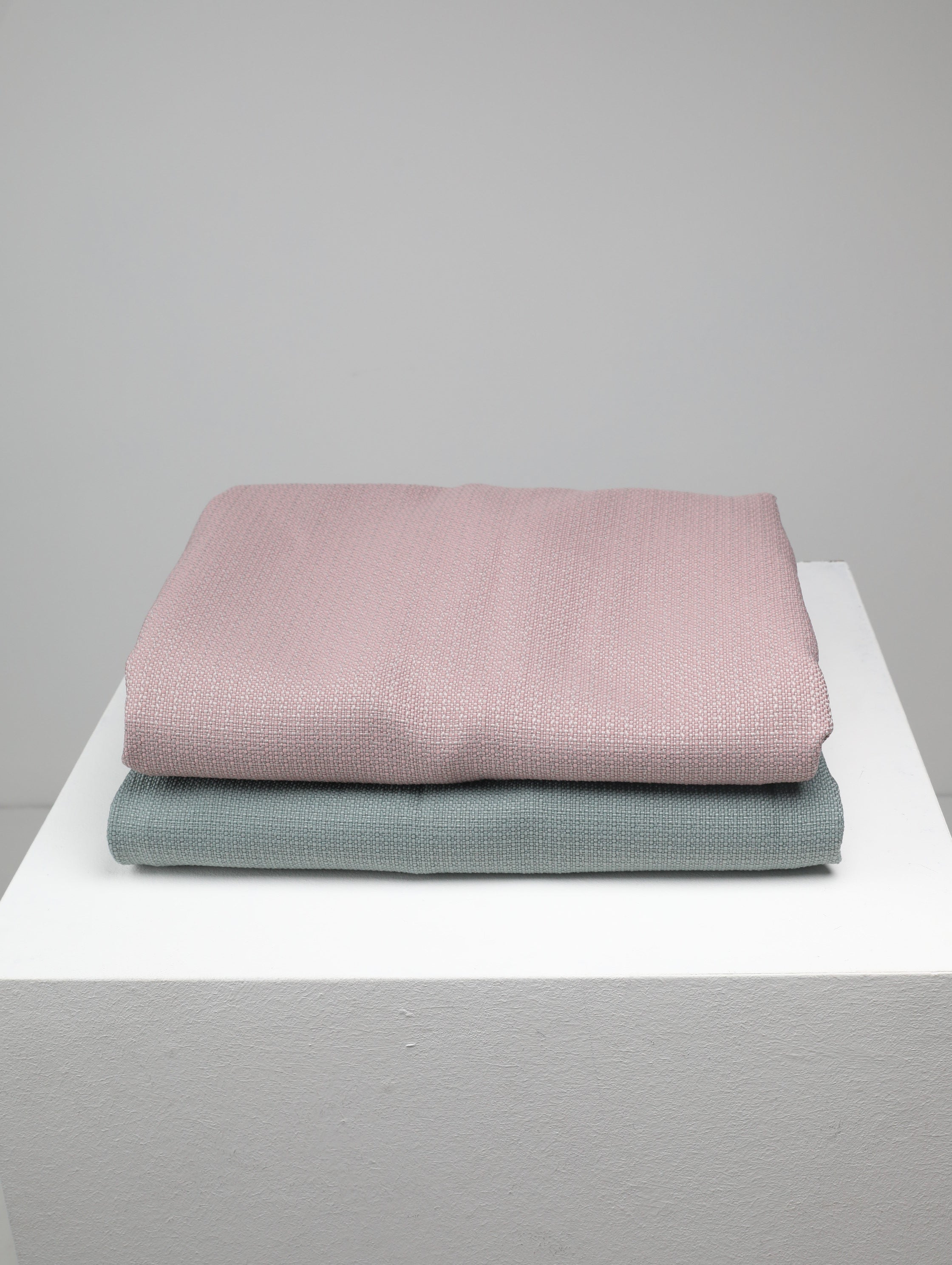 Yousuf Dog Pillow Reviva Lining