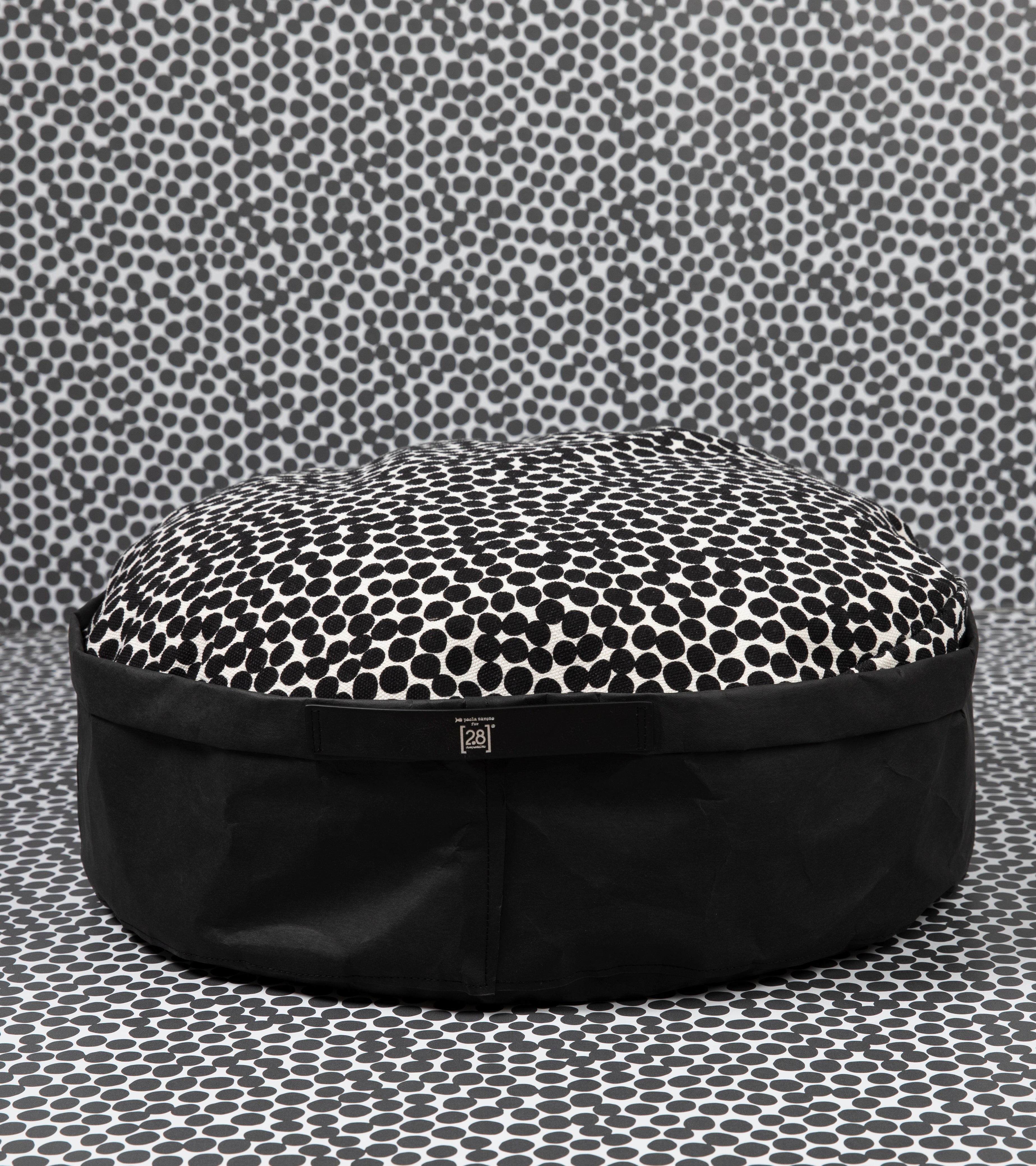 irving-dotto-collection-paola-navone-dogbed-33_eff2838f-b912-4407-811b-a218edad62de.jpg