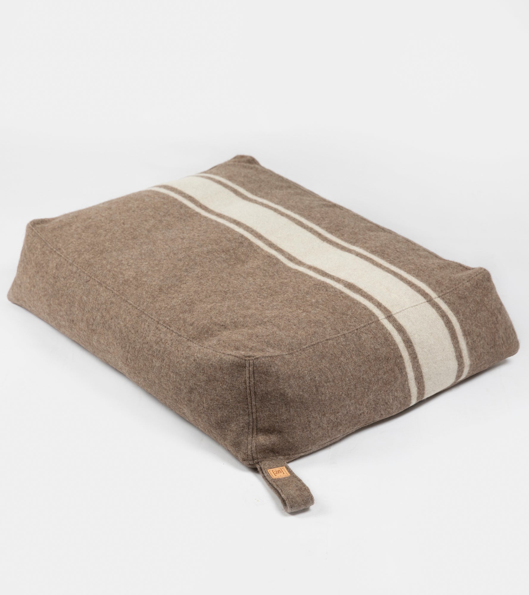 Yousuf Dog Pillow Recycled Wool 2
