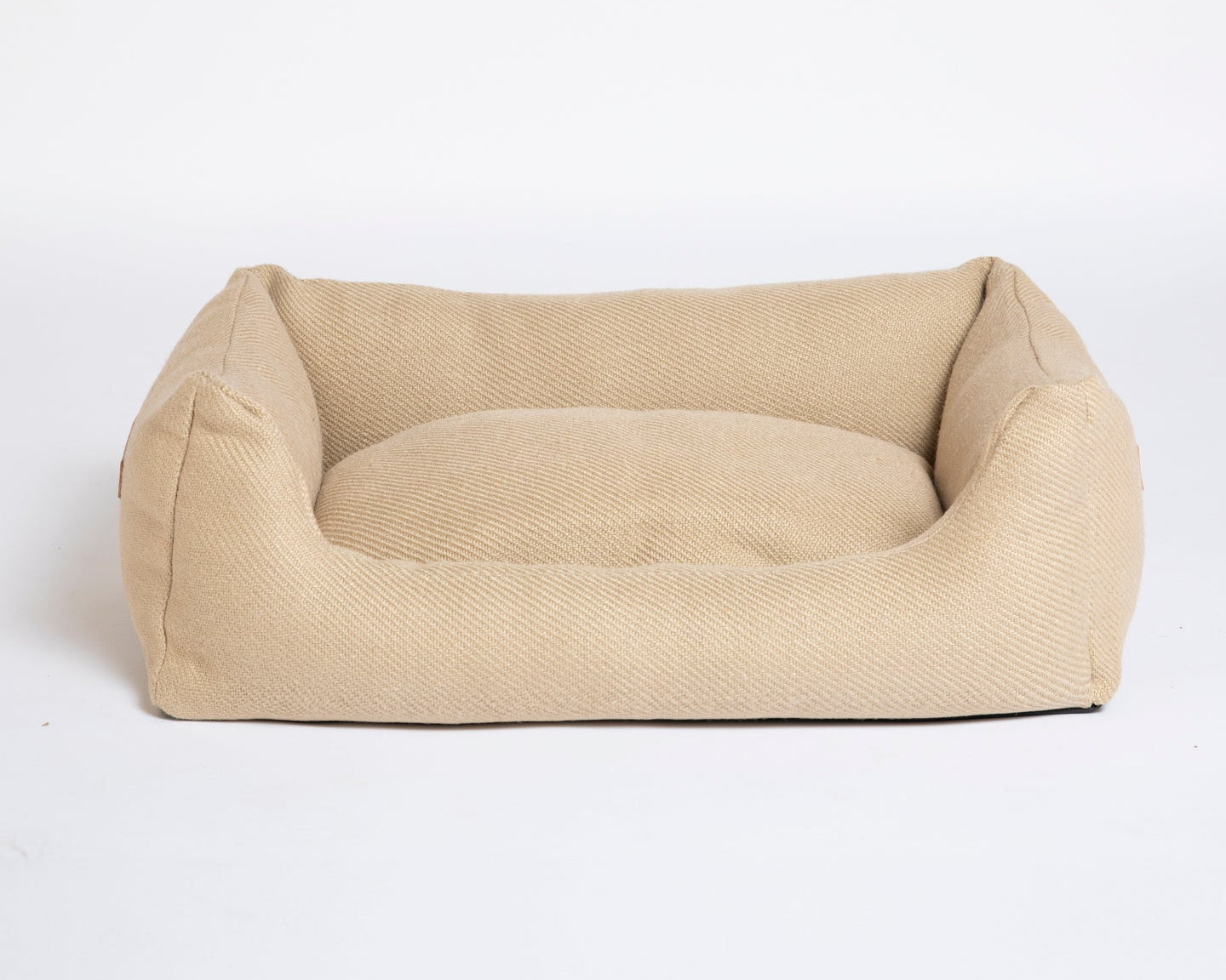 Henri-Jute-Bed-for-Dogs-1.jpg