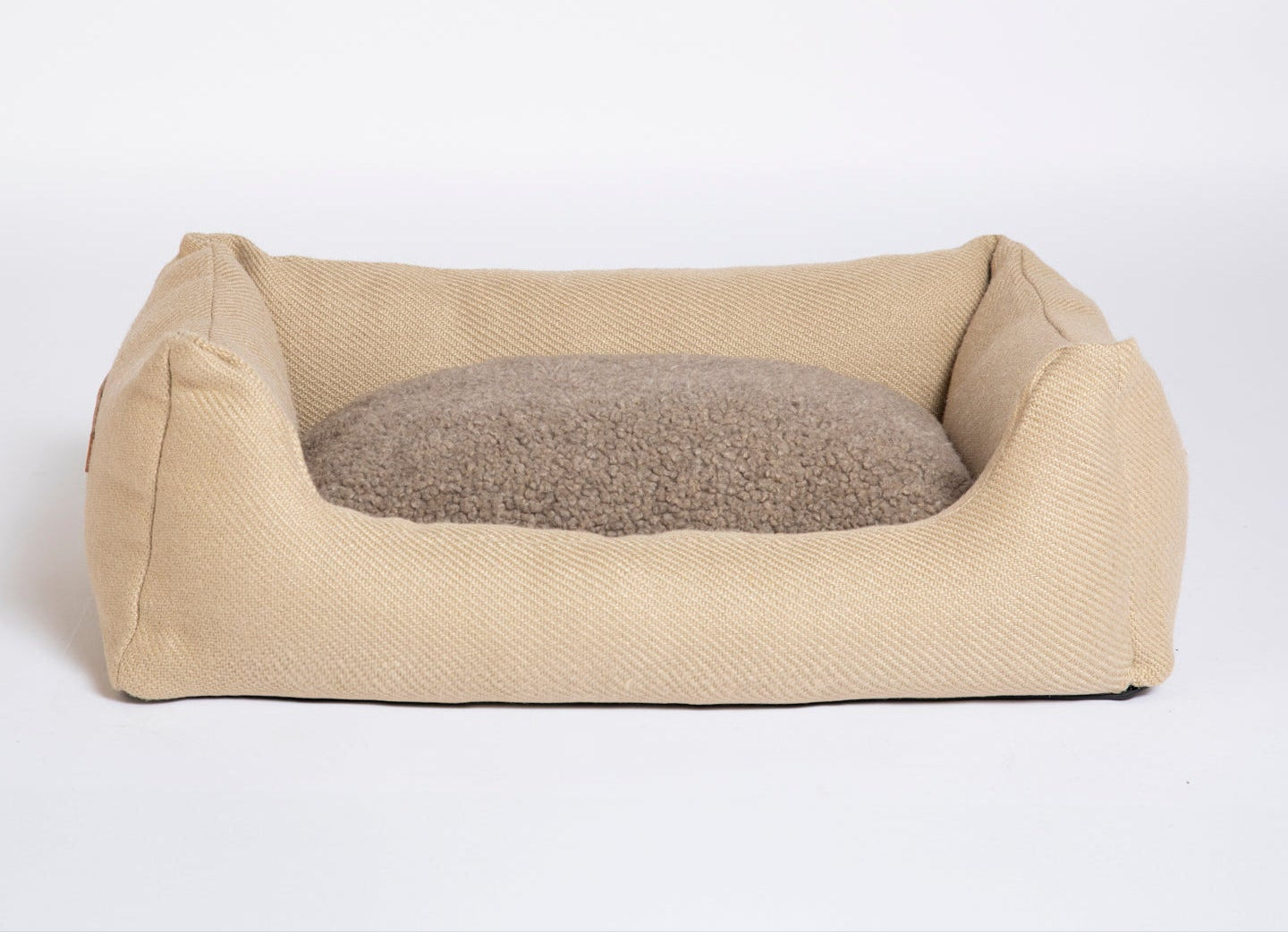 Henri-Jute-Bed-for-Dogs.jpg