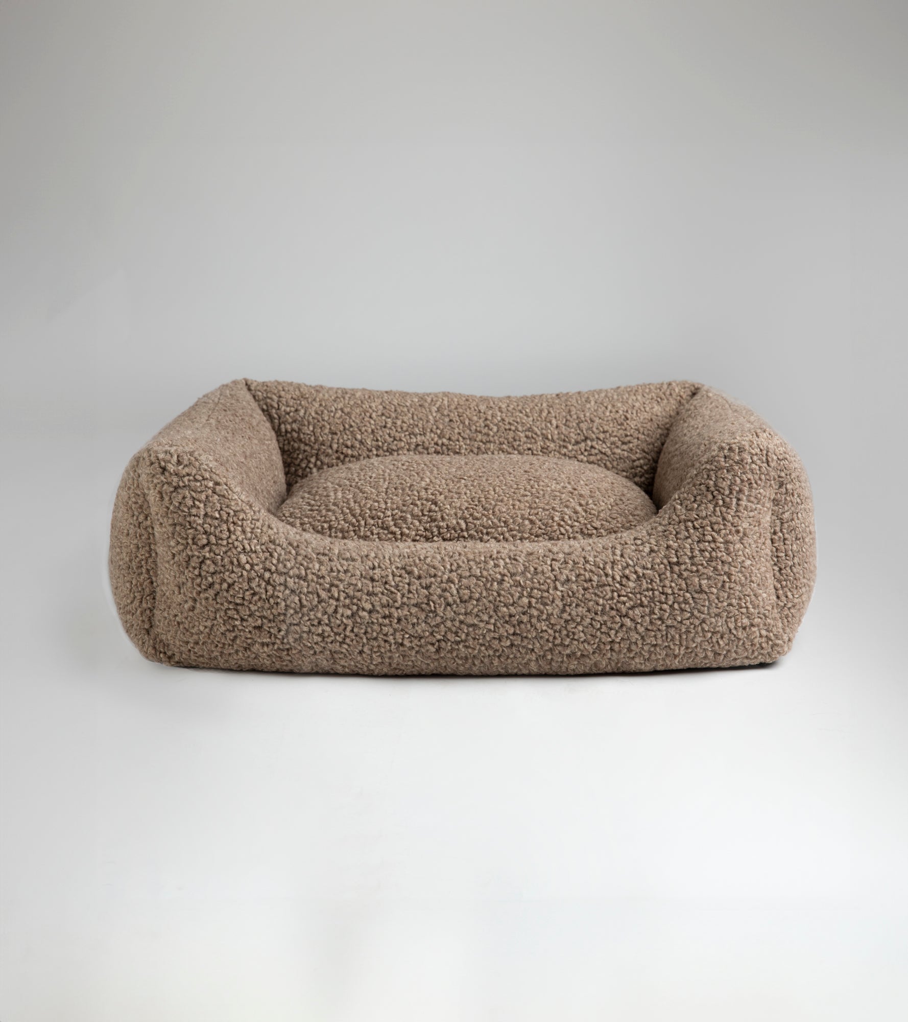 Henri - Bouclé Wool Dog Bed