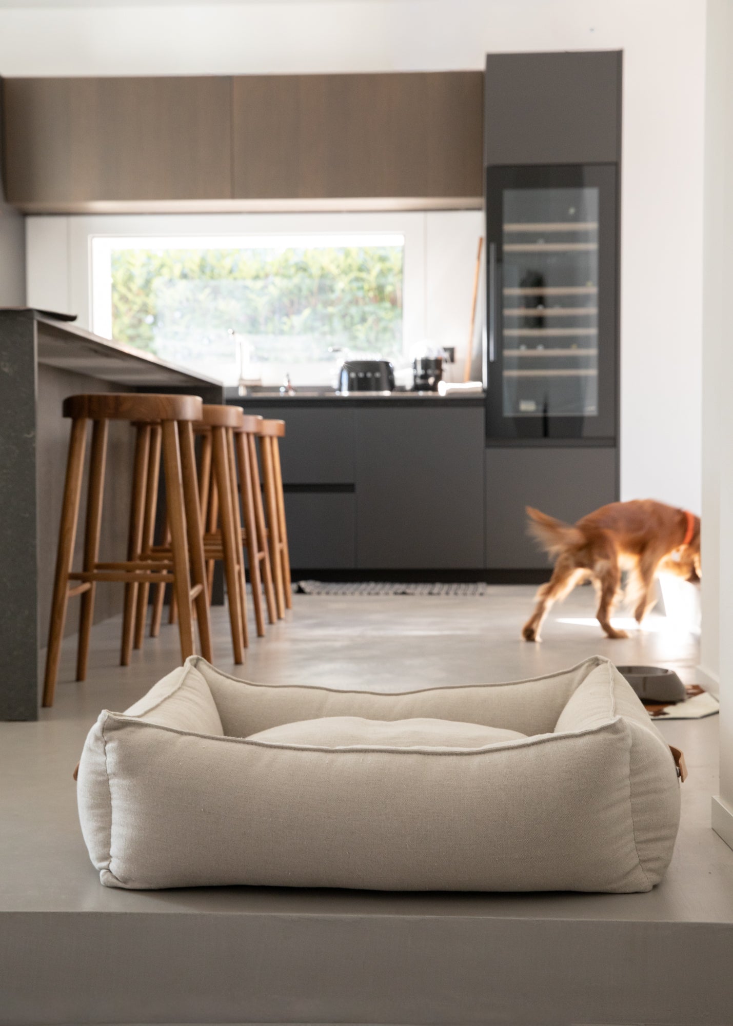 Edward - Pure Linen Dog Bed