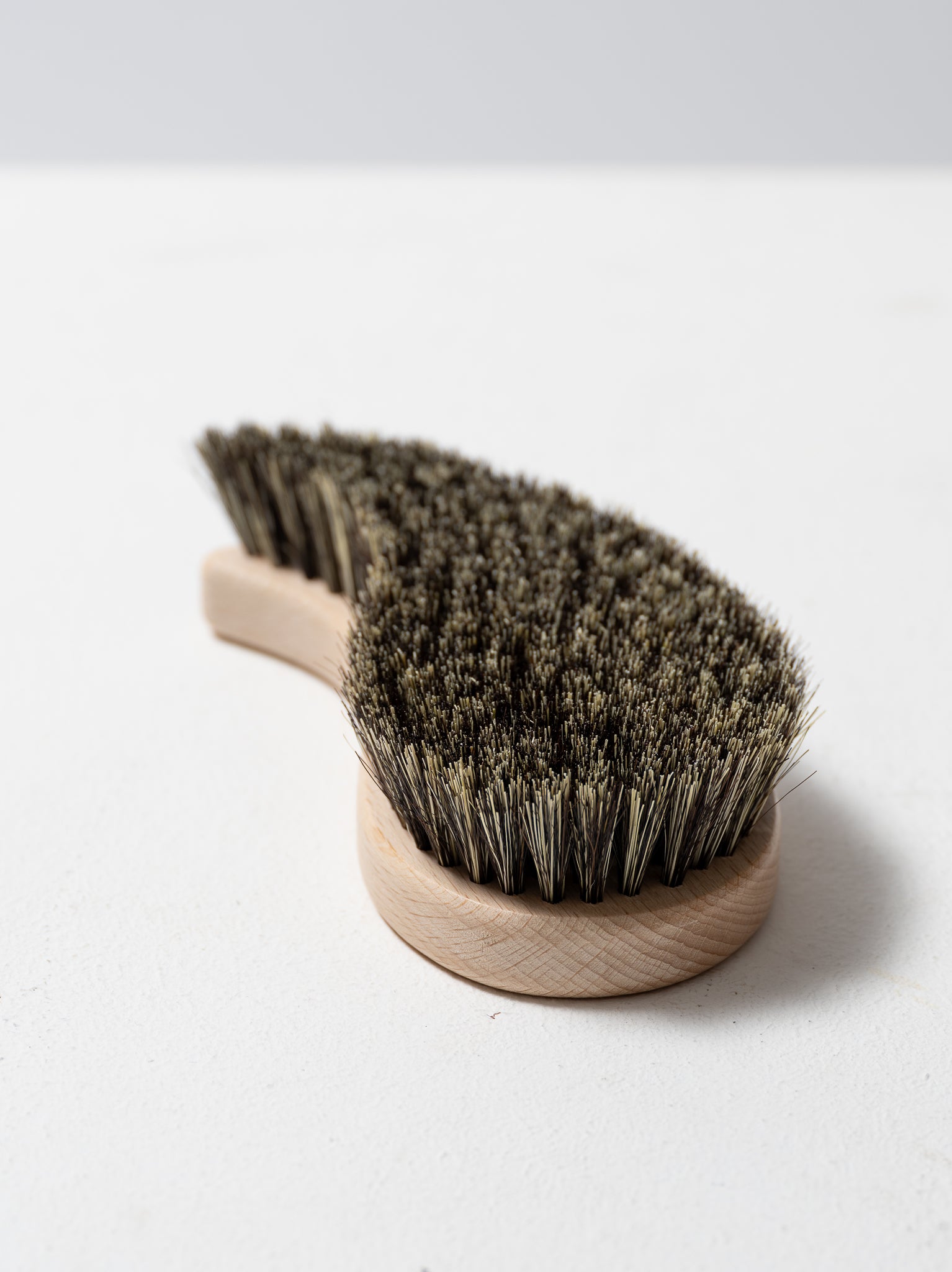 Lee - Dog Brush