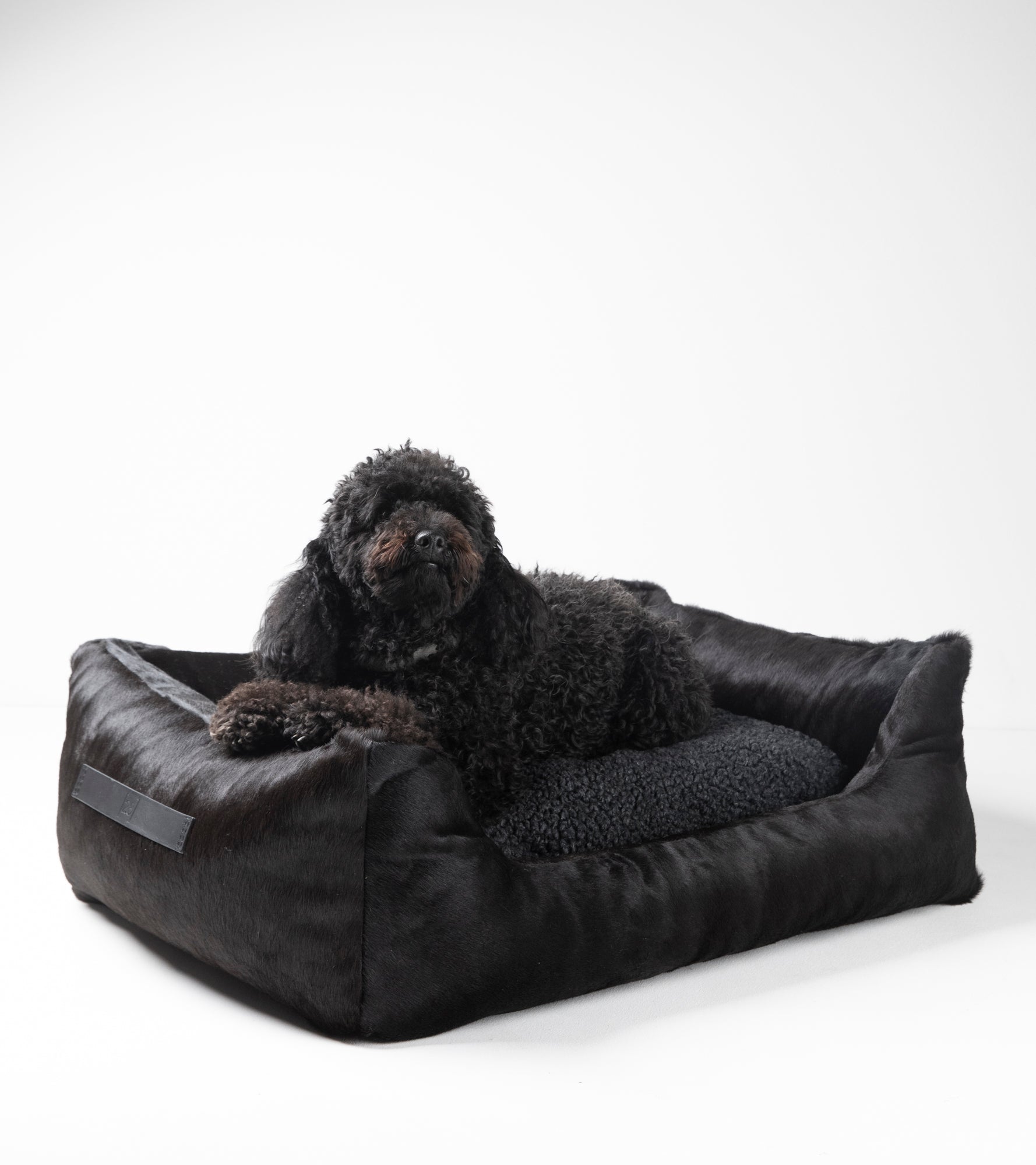 dog-bed-cowhide-dark_chocolate-5_f53b8f7d-96ad-401b-8cbf-31245036ab7e.jpg