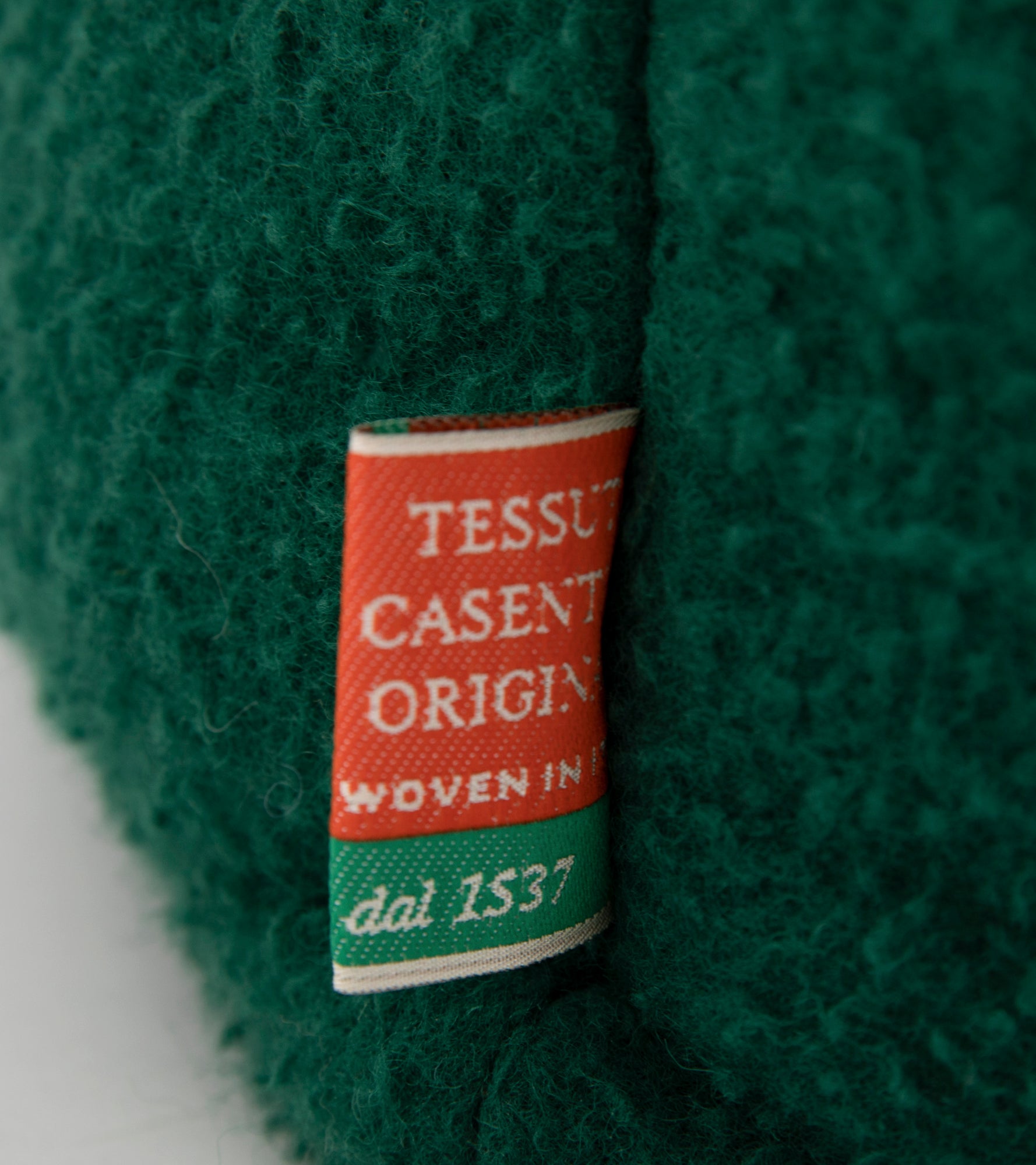 green-casentino-wool-dog-bed-label.jpg
