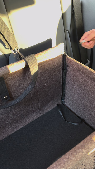 Gianni-Nomad-Bag-Car-Dog-Transport.mov