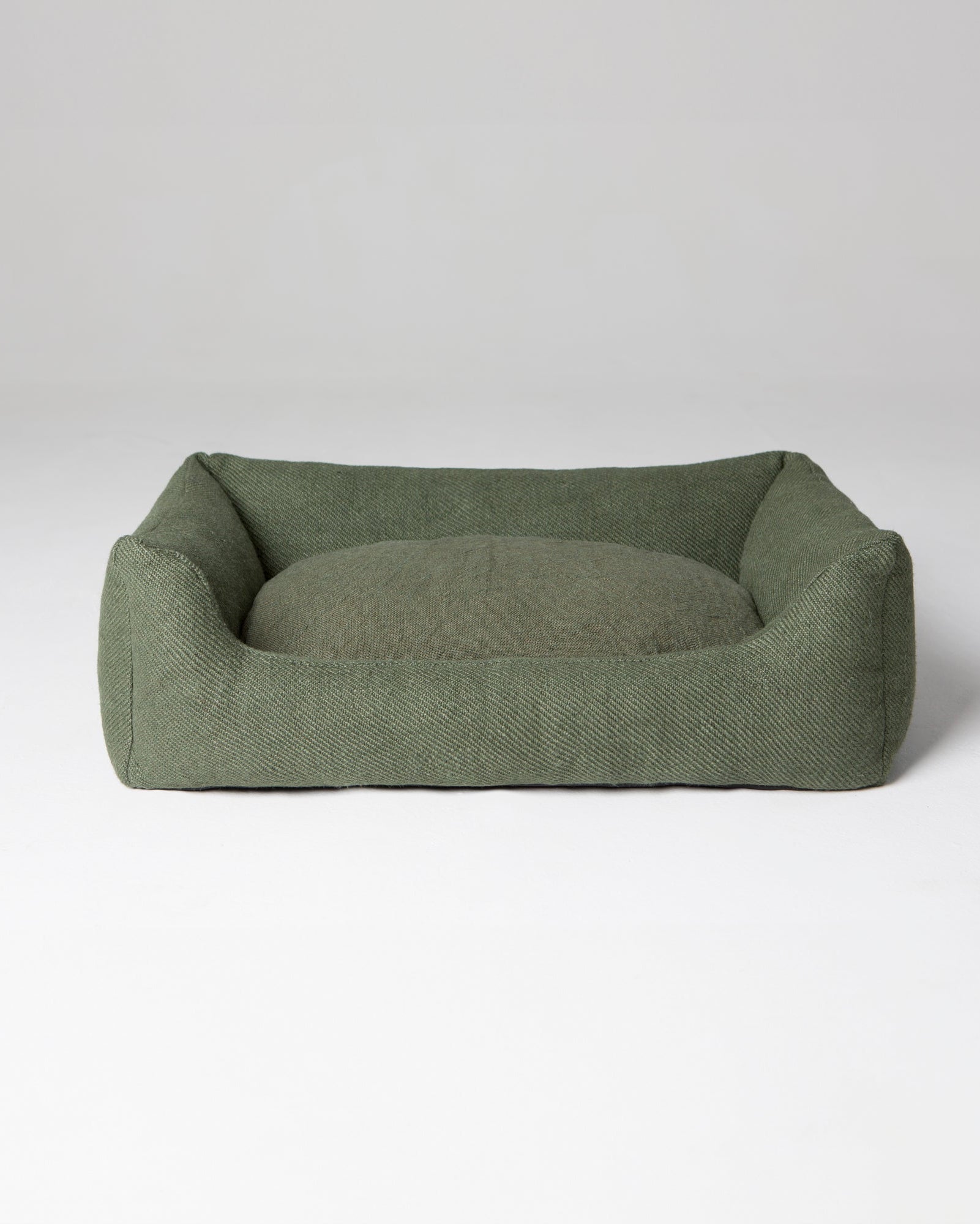 Henri - Jute Dog Bed