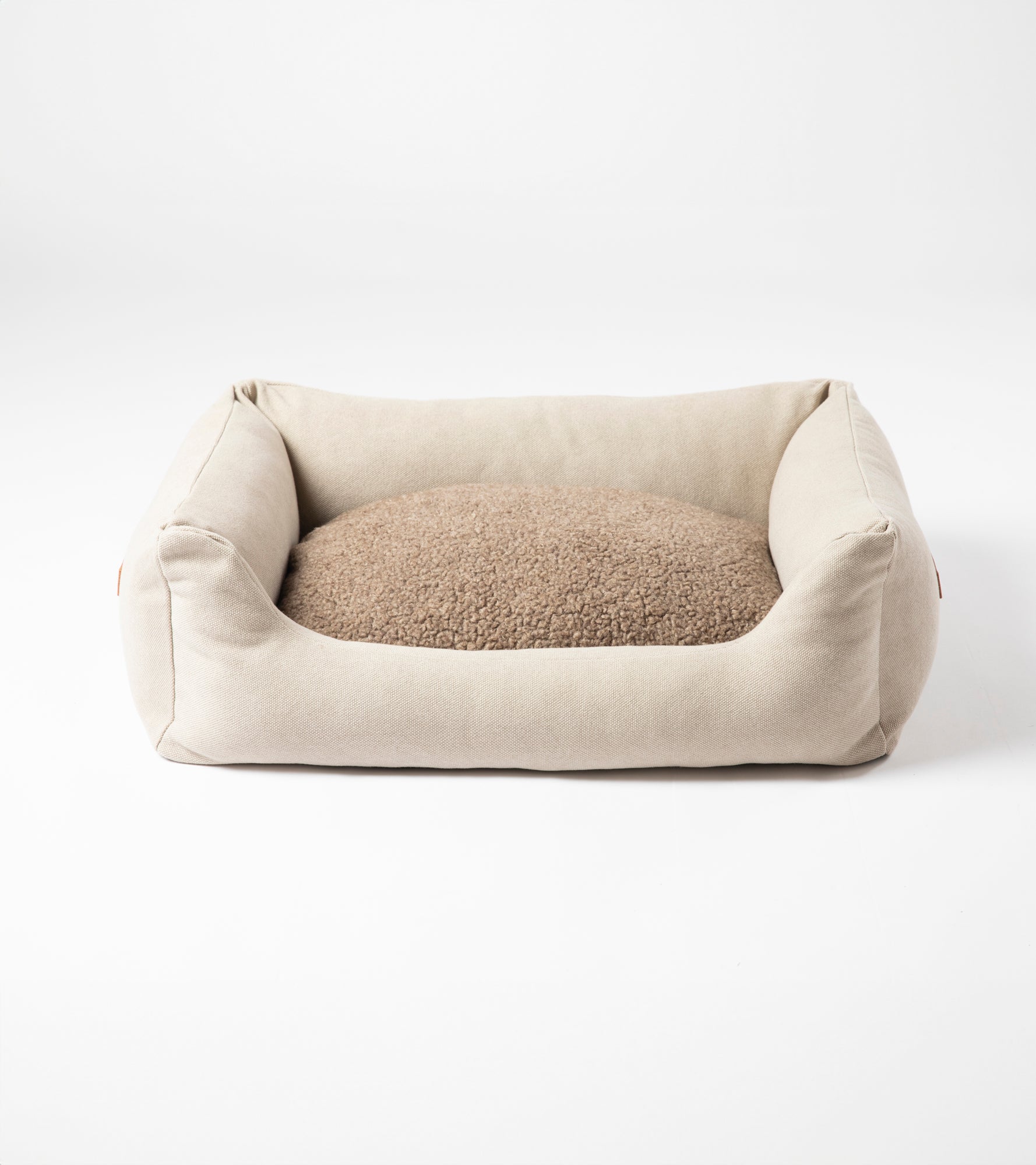 organic-cotton-dog-bed-pebble_d2ce7321-aba6-49e7-bc02-e91fd291a0ce.jpg